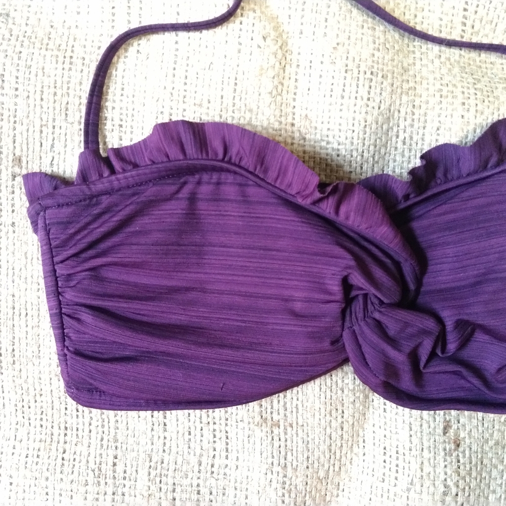 Last call! Ruffle Bandeau Bikini Top - Picture 3 of 10